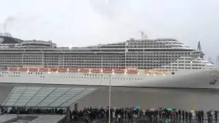MSC Splendida Hupkonzert Auslaufen Hamburg
