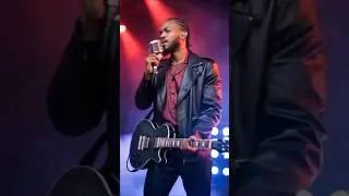 Lyrical Fire on Stage &ndash; Hip-Hop Soul with a Guitar#KendrickVibes#RapWithSoul #GuitarFlow#ShortsMusic