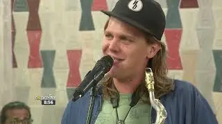 Nomadic Orchestra performs &lsquo;I Wish I Was&rsquo;