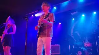 Dean Wareham Plays On Fire.          Plastic Bird - Live at &Ograve;ran M&oacute;r  Glasgow 30th July 2022