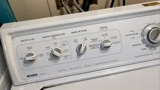 Замена муфты на старой стиральной машине Kenmore, которая не отжимает полотенца.
