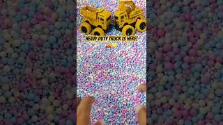 Yellow Dump Truck Toy 🚚💛 | Fun Construction Vehicle #toyhunt