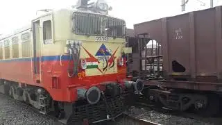 ASANSOL WAG 5 coupling with 13118 SDAH-RPH MaaTara Express at Rampurhat
