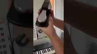 Unboxing & testing my new #sustainpedal by #RockJam for my Casio keyboard 🎹