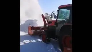 2009 L5740 With 80&rdquo;Pronovost Front Mounted Blower