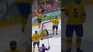 a je to g&oacute;l Tom&aacute;&scaron; Kopeck&yacute; #hokej #slovenskyhokej #demitra #hossa @MRHOKEJ