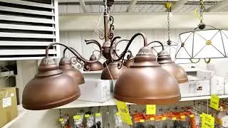 Светильники высокого класса в магазине 