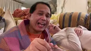 MY AUSSIE PARTNER&rsquo;S REACTION WHILE I&rsquo;M EATING CHICKEN FEET