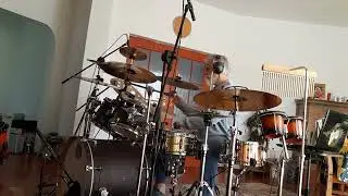 Oblivion - Nathan East,Jack Lee,Noah Est, Donald Barrett (drum playalong)