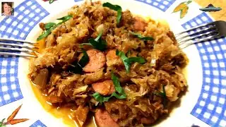 Bigos na Żeberkach z Kiełbasą P&oacute;ł Wędzoną/Bigos on Ribs with Half-Smoked Sausage.