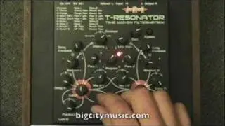 Jomox T-Resonator Feedback Loops 1