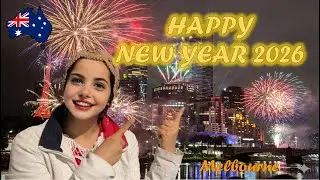 New Year’s Eve in Melbourne 🎆 | Crowds, Fireworks & Reflections