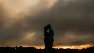 &Oslash;RAETH = I CARRY US