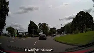 08.06.2025 | Wrong‑Lane Driver Cuts Off the Car Ahead | Craigs Roundabout, Stirling | #Dashcam
