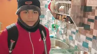 আজকে এত ঠান্ডা যে বাইরে বৃষ্টির মতো কুয়াশা পড়ছে ।। ঘরে বাইরে with Sudipta।।