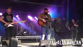 Alan Finlan - Whiskey Eyes (Live at Buckle & Boots Country Festival)