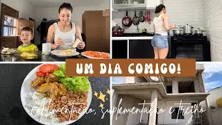 Vlog: Alimentação, suplementação, faxina e tour pela casa