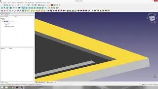 How to design cabinet door in FreeCad