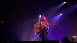LIGHTS - Face Up (Live) [skin&earth acoustic tour LA]