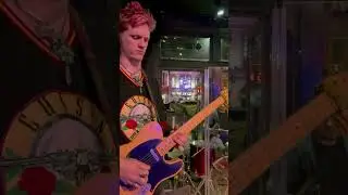 @fender @daddarioandco #electric #guitar #solo #music #bunny #pink #bear #fyp #viral #live #fun