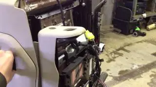 2006 Jeep Commander Right Front Seat Operation