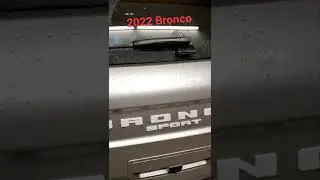 2022, Ford Bronco front door panel removal