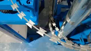 Razor blade barbed wire machine#concertina razor wire machine#security razor wire fence machine