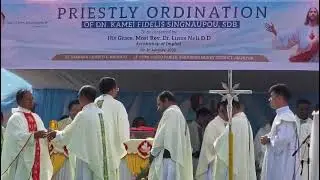 #Priestly #Ordination Dn. Fidelis Singnaupou Kamei SDB |Kissing Anointed Hands | Blessing #HolyMass 