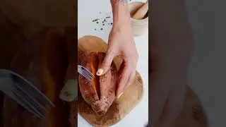 Вкуснейший батат в микроволновке за 10 минут!