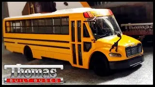 Diecast Thomas Saf-T-Liner C2 school bus model - Unboxing & Review w/ @11-057