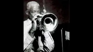 Bunk Johnson in SF - The Girls Go Crazy 1944