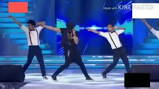 Yo Yo honey Singh's CRAZY Dance