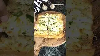 Extra cheese garlic bread #shorts #youtubeshorts #recipe #food