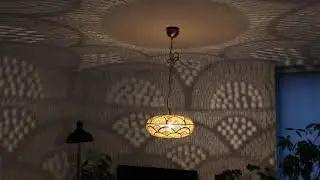 Gouden oosterse filigrain lamp met lichteffecten - gaatjes lamp