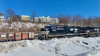AC44C6M Duo Leads with Female Conductor & Nice Graffiti on NS 11N