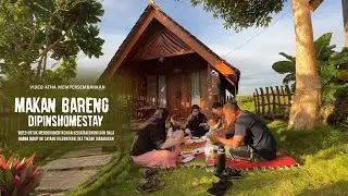 Makan bareng di pinshomestay