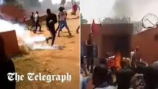 Niger coup backers attempt to storm French embassy and show support for Putin