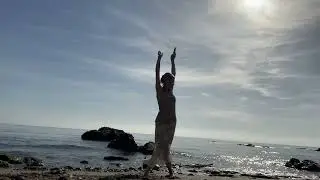 I practice whith knife combinating Qi-moves on the Beach- Costa del Sol activity- Spain