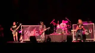 Roller (April Wine Cover)