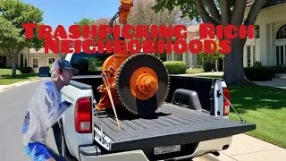 Trashpicking Wealthy Suburban Midwest Towns
