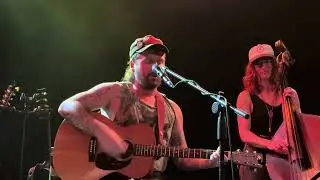 Nick Shoulders - Dixie Be Damned