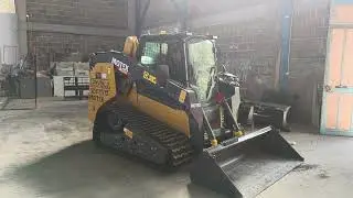 XCMG XC7-TV12 skid steer loader shows its talents