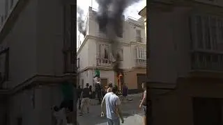 Incendio en C&aacute;diz Capital - Plaza Viudas