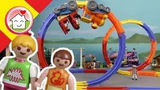 Playmobil en español La familia Hauser en el Oktoberfest - Subiendo a la montaña rusa