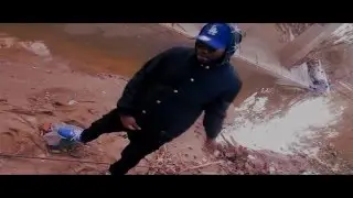 Andr&eacute;  South - Asian
