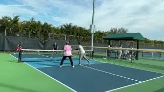 Kris/Marc vs Dallas/Robin