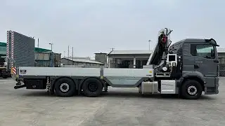 MAN TGS 26.360  - carrellone tre assi e rampa idraulica