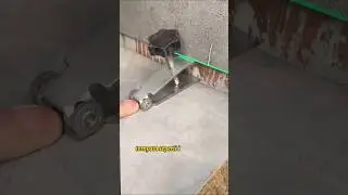 Alat bantu memasang keramik dinding biar datar #keramikdinding #shortvideo #shorts