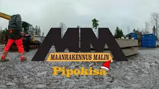 Vessapaperi haaste kaivinkoneella. (Toilet paper challenge with excavator)