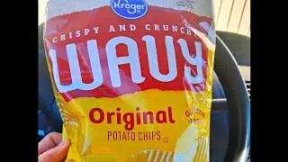 Kroger CRISPY AND CRUNCHY WAVY Original POTATO CHIPS Review